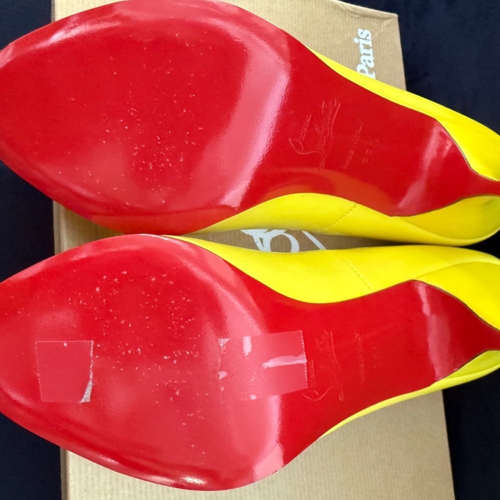 Louboutin YoYo 100 Yellow Peep toe 38.5 EUC - Picture 6 of 7